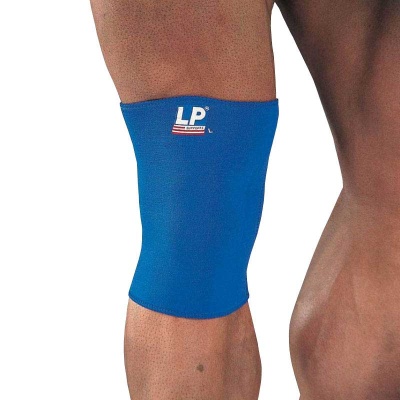 LP Neoprene Knee Support with Closed Patella